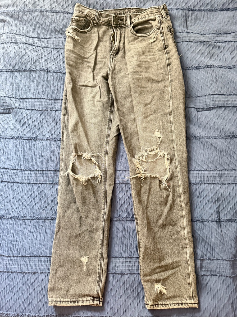 American Eagle High-Waist Straight Leg Jeans - Faded Gray